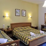 Sikia 3* Kato Gatzea